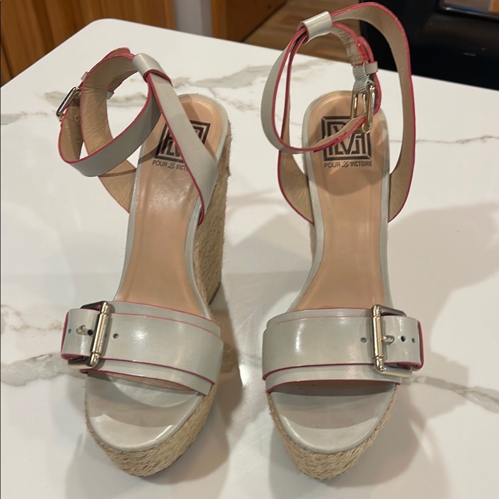 Pour La Victoire White and Pink Trim Espadrille Wedge Sandals